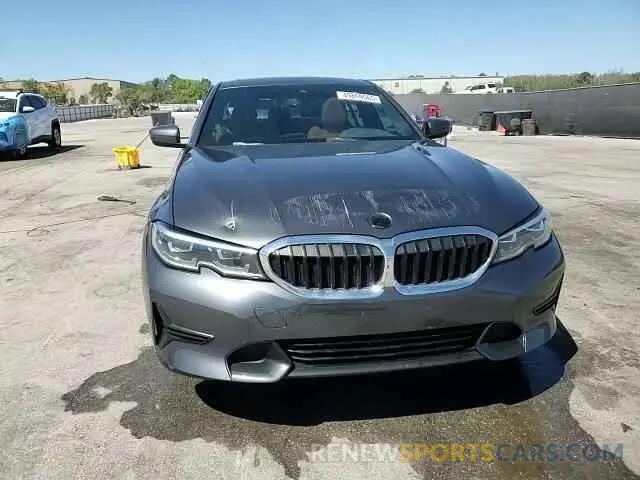 13 Фотография поврежденного автомобиля 3MW5R1J08M8B68719 BMW 3 SERIES 2021