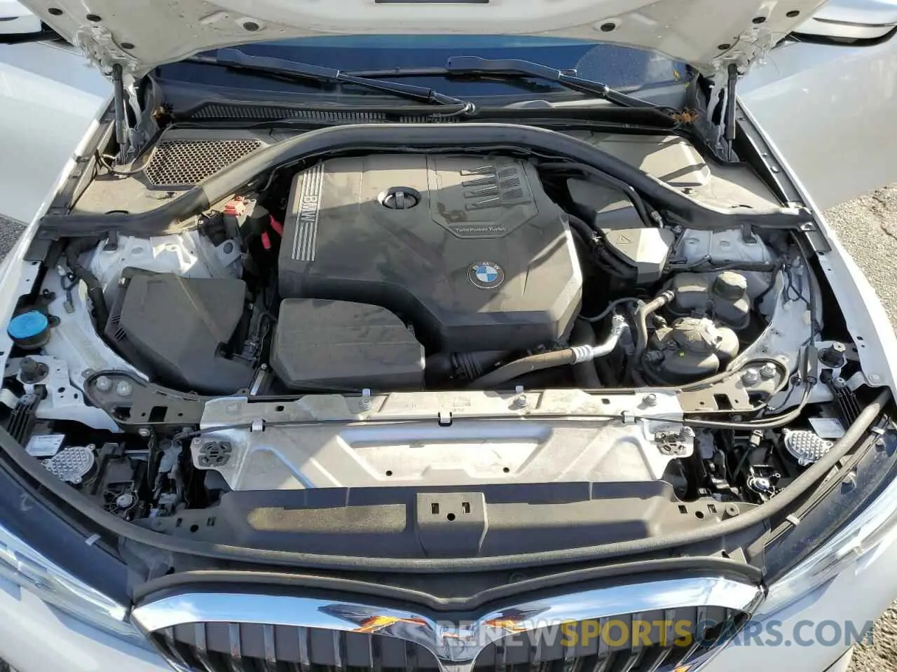 11 Фотография поврежденного автомобиля 3MW5R1J08M8C07003 BMW 3 SERIES 2021