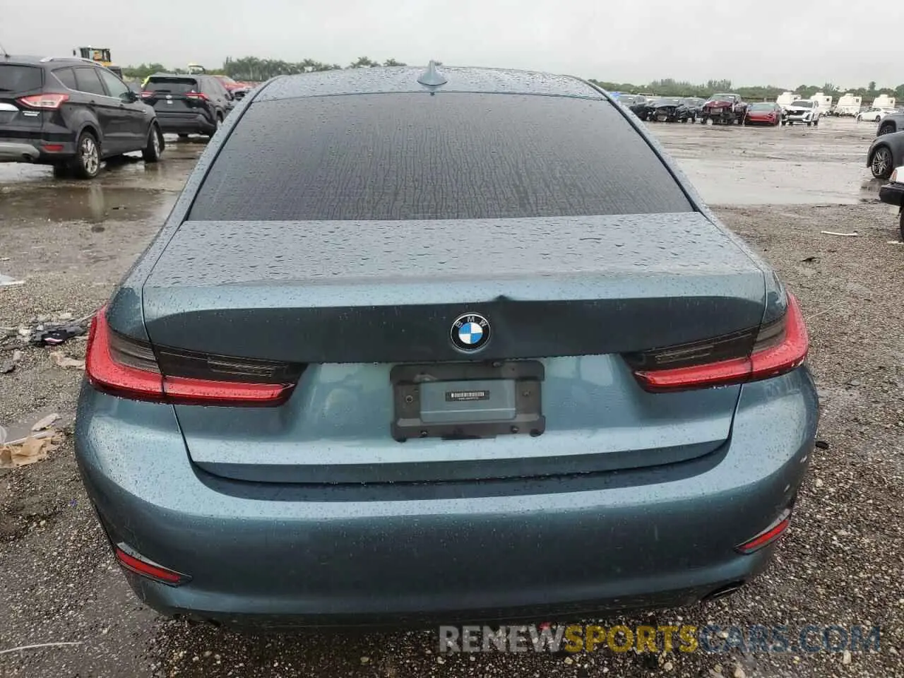 6 Фотография поврежденного автомобиля 3MW5R1J0XM8B70715 BMW 3 SERIES 2021