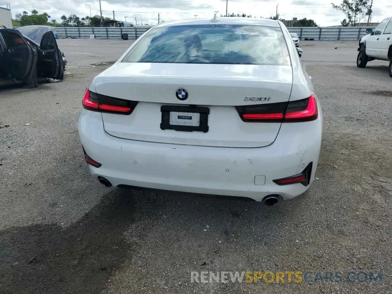 6 Фотография поврежденного автомобиля 3MW5R1J0XM8B81567 BMW 3 SERIES 2021