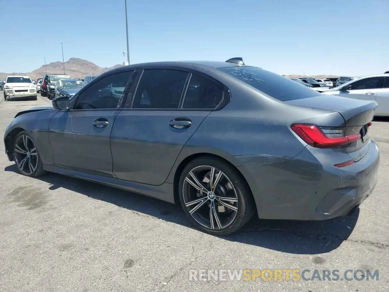 2 Photograph of a damaged car 3MW5R1J0XM8B95808 BMW 3 SERIES 2021