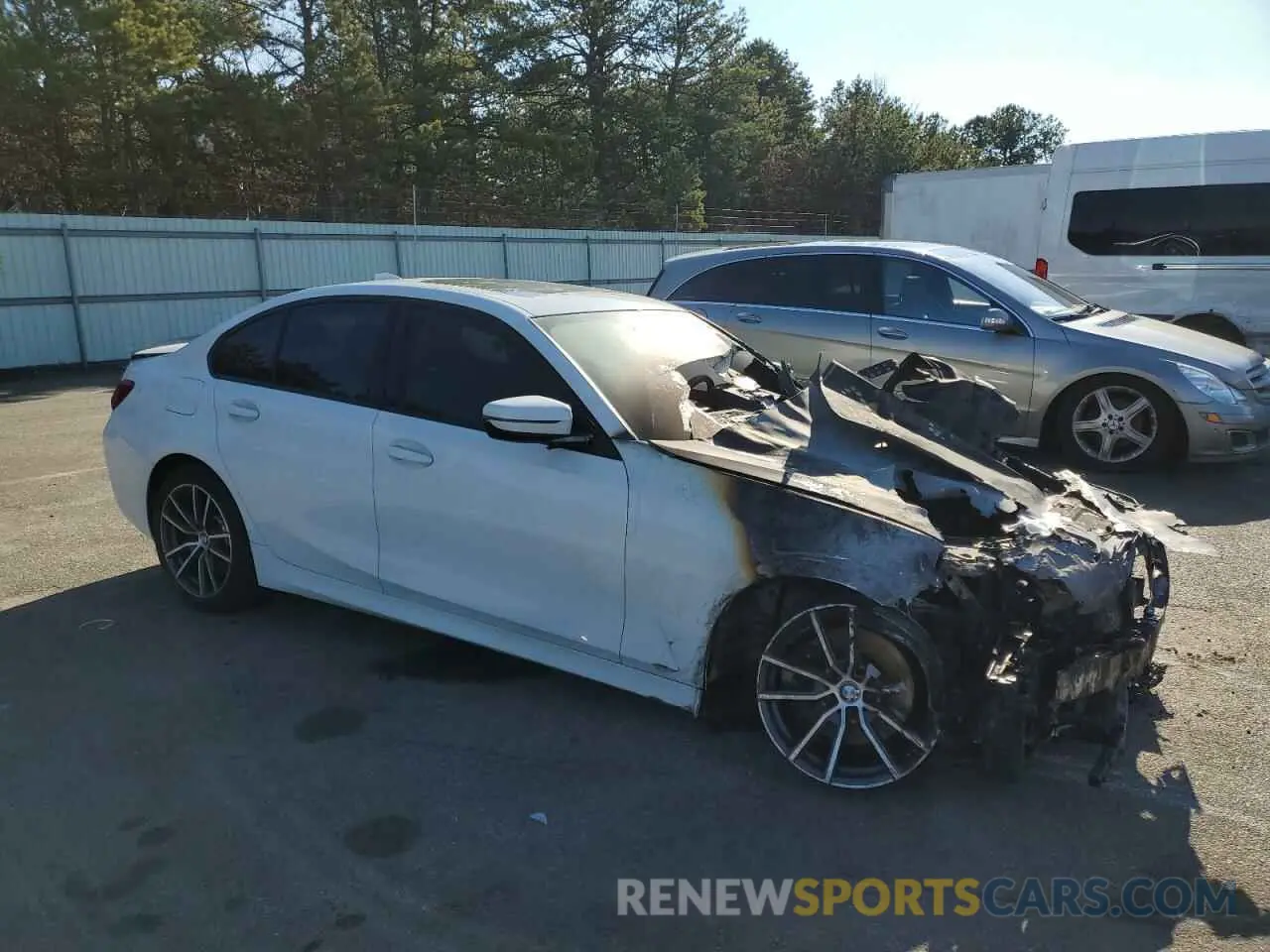 4 Фотография поврежденного автомобиля 3MW5R7J01M8B89818 BMW 3 SERIES 2021