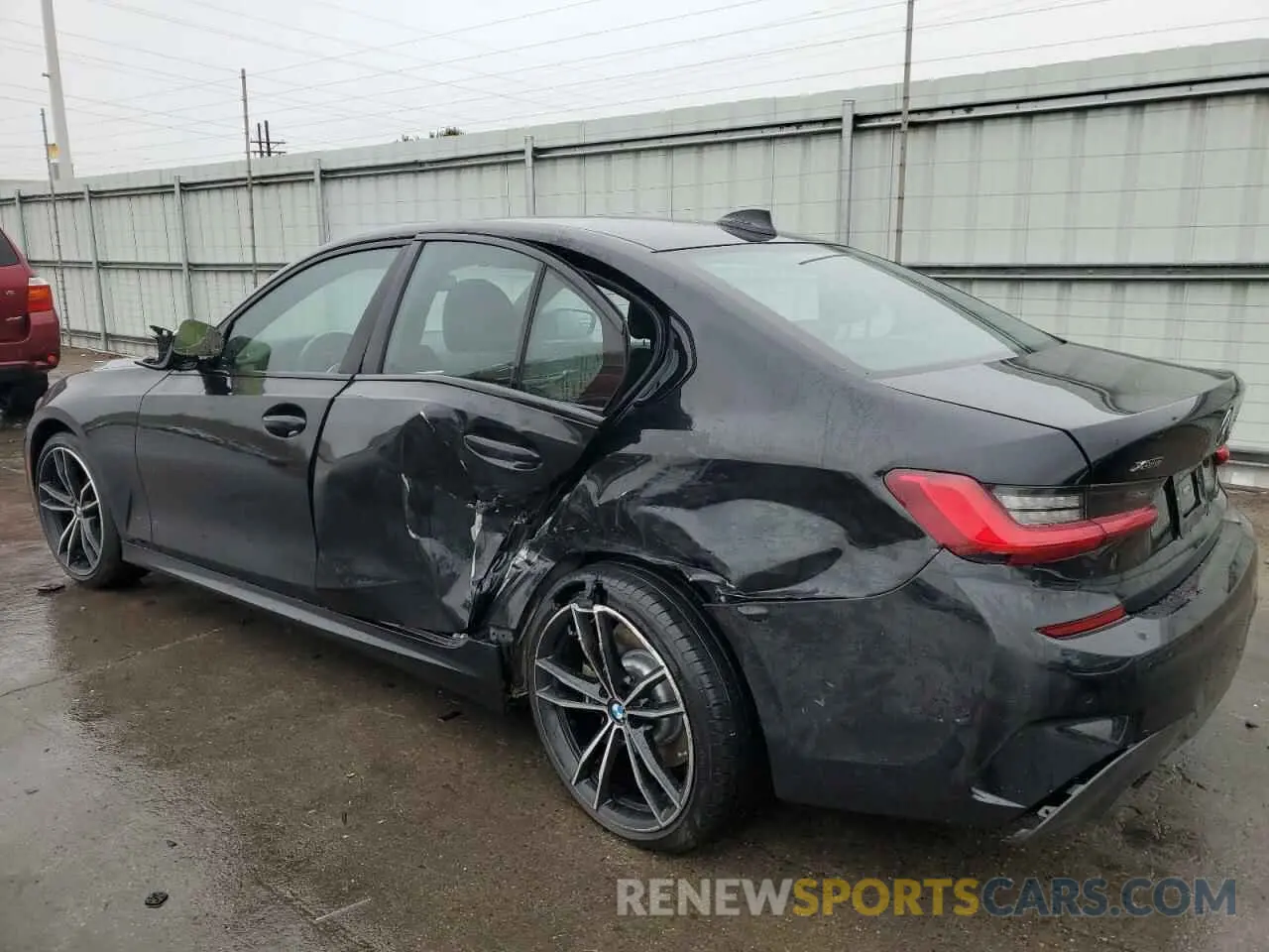 2 Photograph of a damaged car 3MW5R7J02M8B81226 BMW 3 SERIES 2021