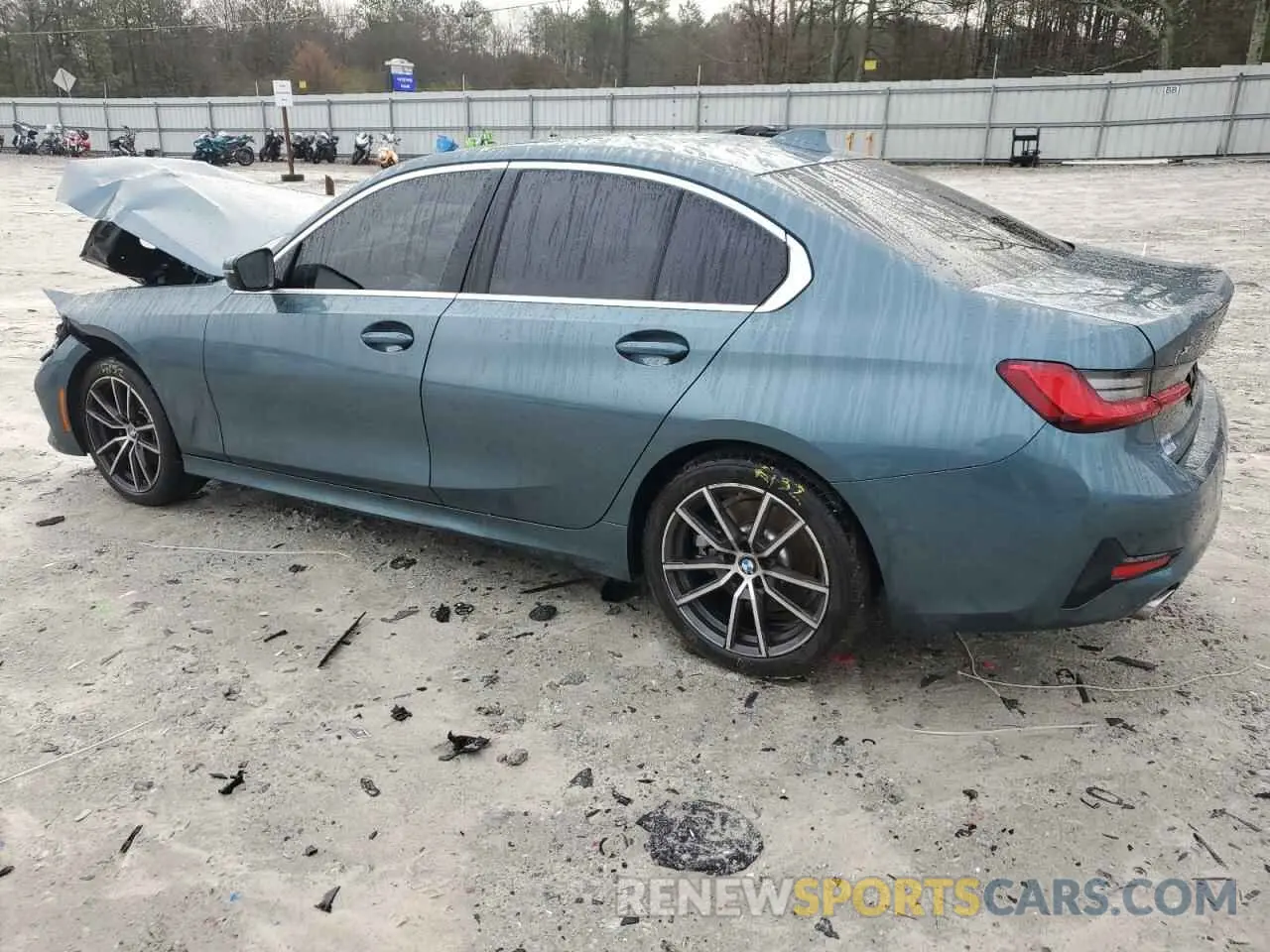 2 Photograph of a damaged car 3MW5R7J02M8C03872 BMW 3 SERIES 2021