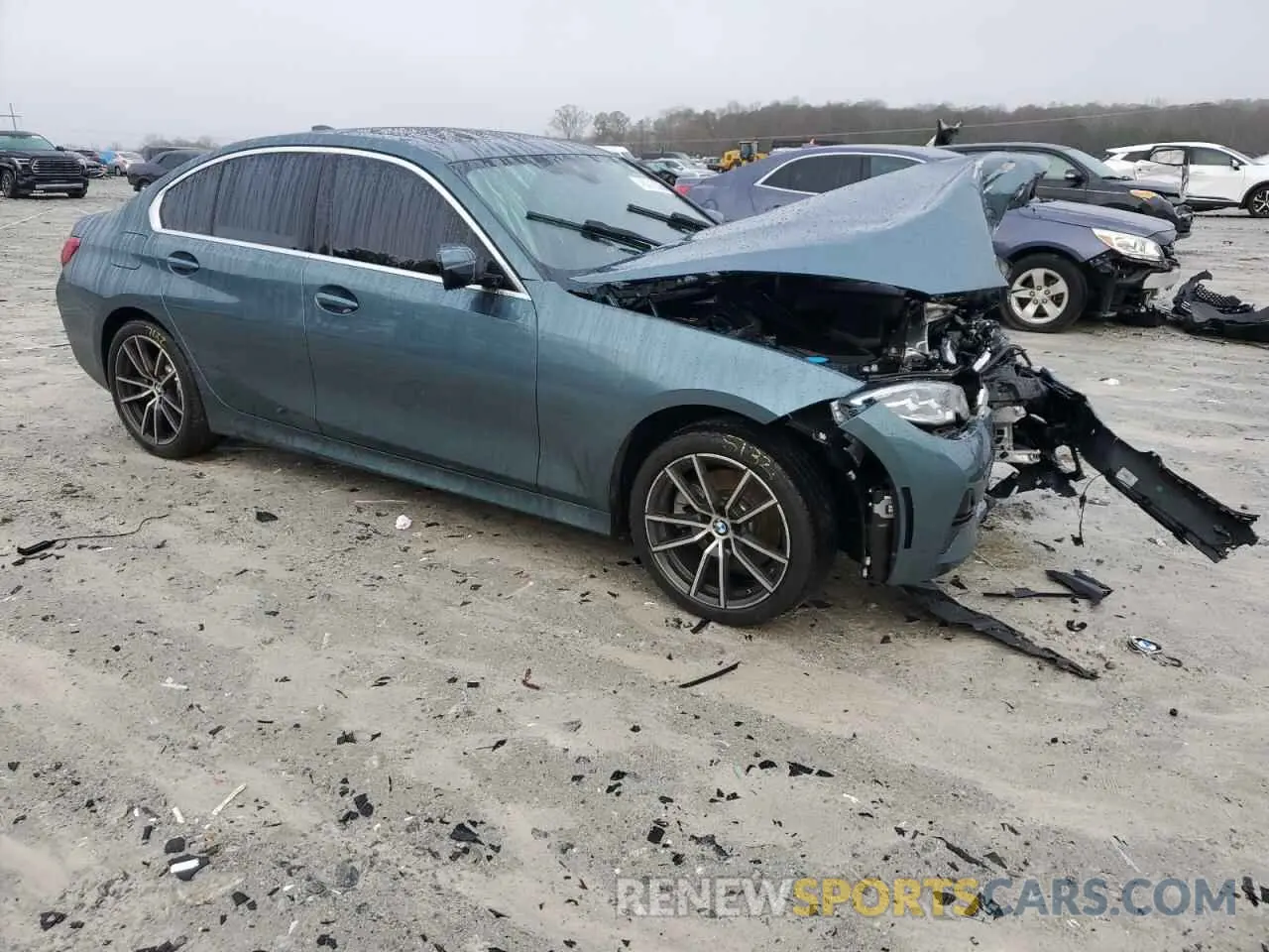 4 Photograph of a damaged car 3MW5R7J02M8C03872 BMW 3 SERIES 2021