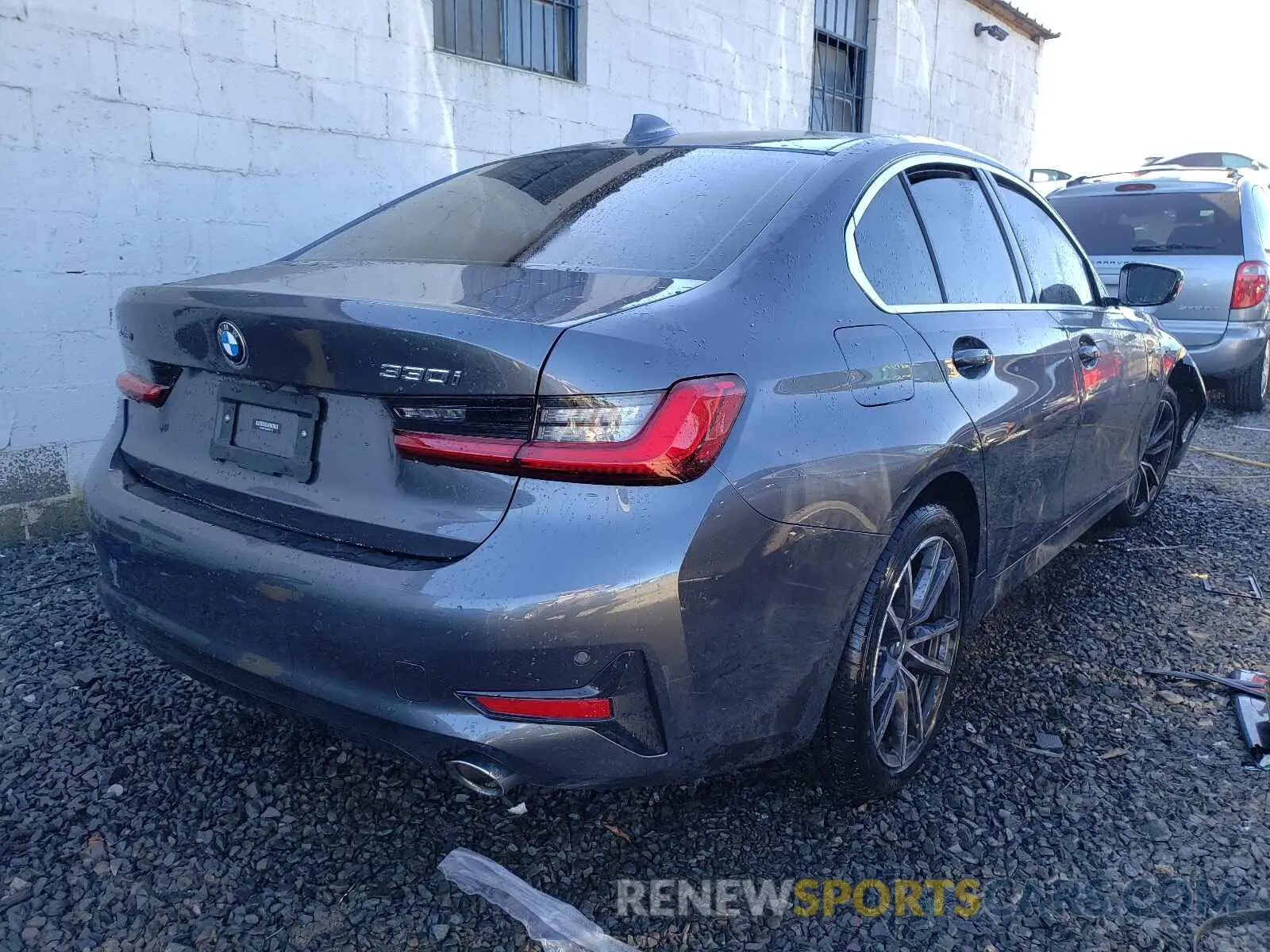 4 Photograph of a damaged car 3MW5R7J05M8B81107 BMW 3 SERIES 2021