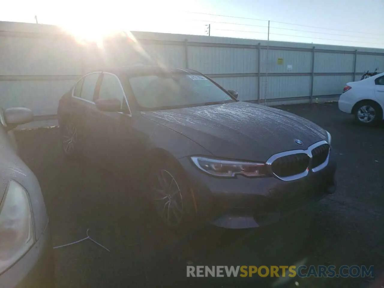 1 Photograph of a damaged car 3MW5R7J08M8B68836 BMW 3 SERIES 2021