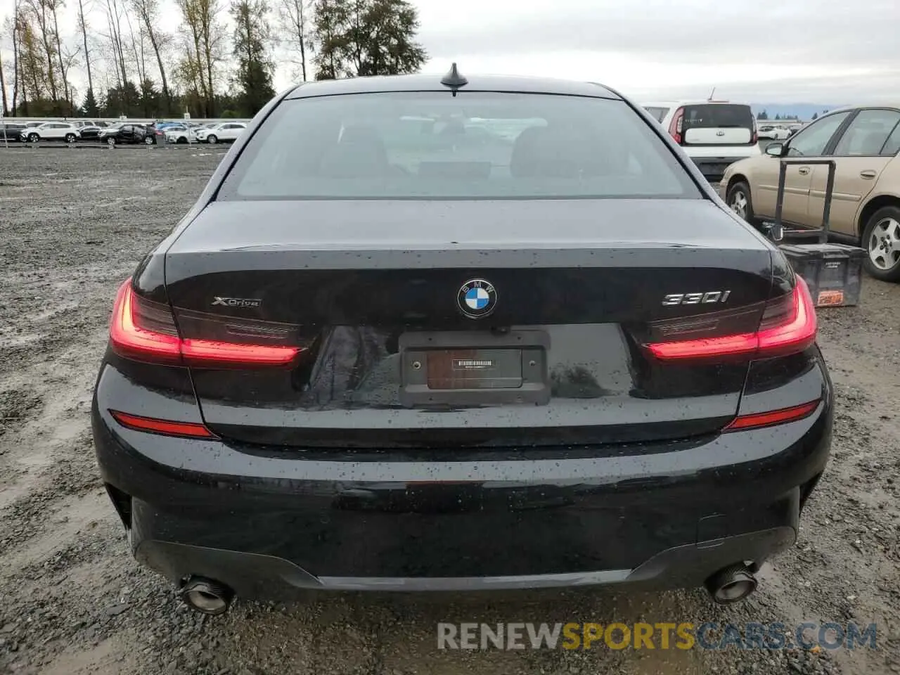 6 Photograph of a damaged car 3MW5R7J0XM8B66330 BMW 3 SERIES 2021
