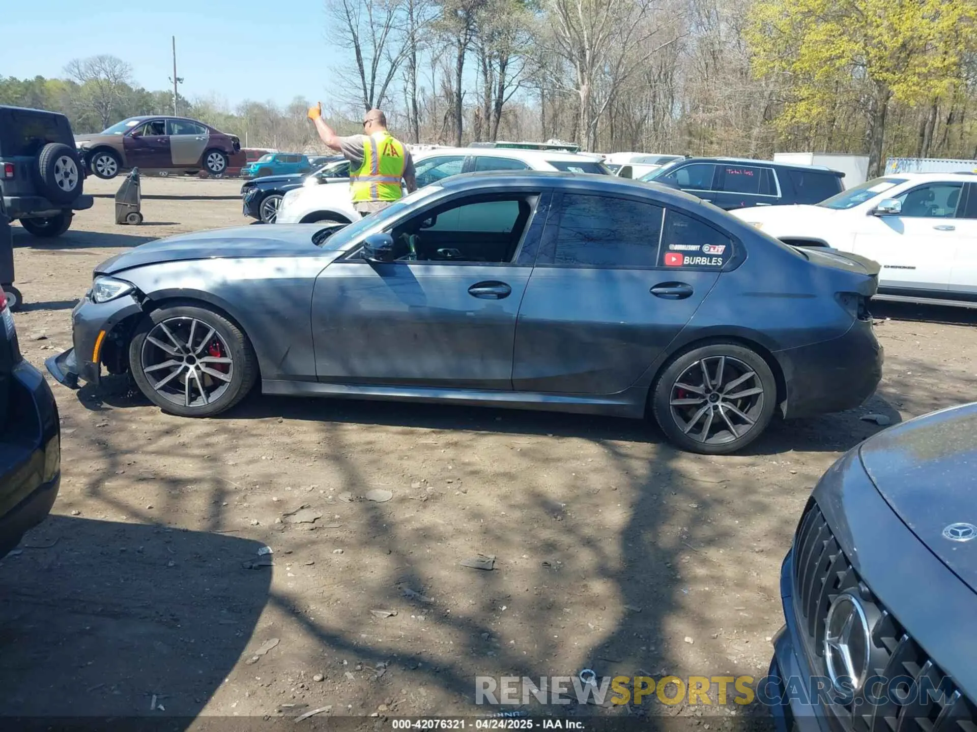 14 Фотография поврежденного автомобиля 3MW5U7J07M8B62511 BMW 3 SERIES 2021