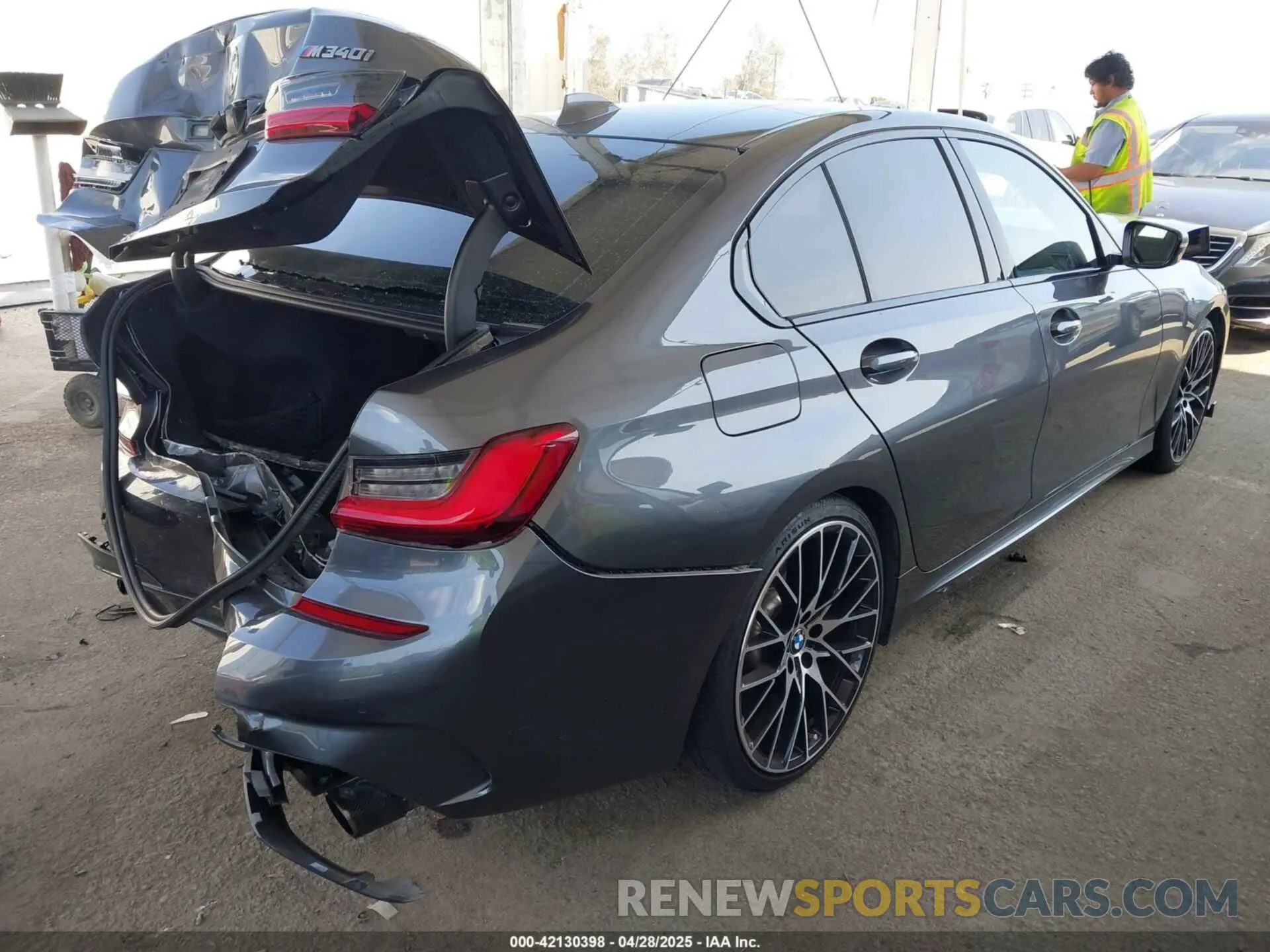 4 Фотография поврежденного автомобиля 3MW5U7J09M8B57522 BMW 3 SERIES 2021