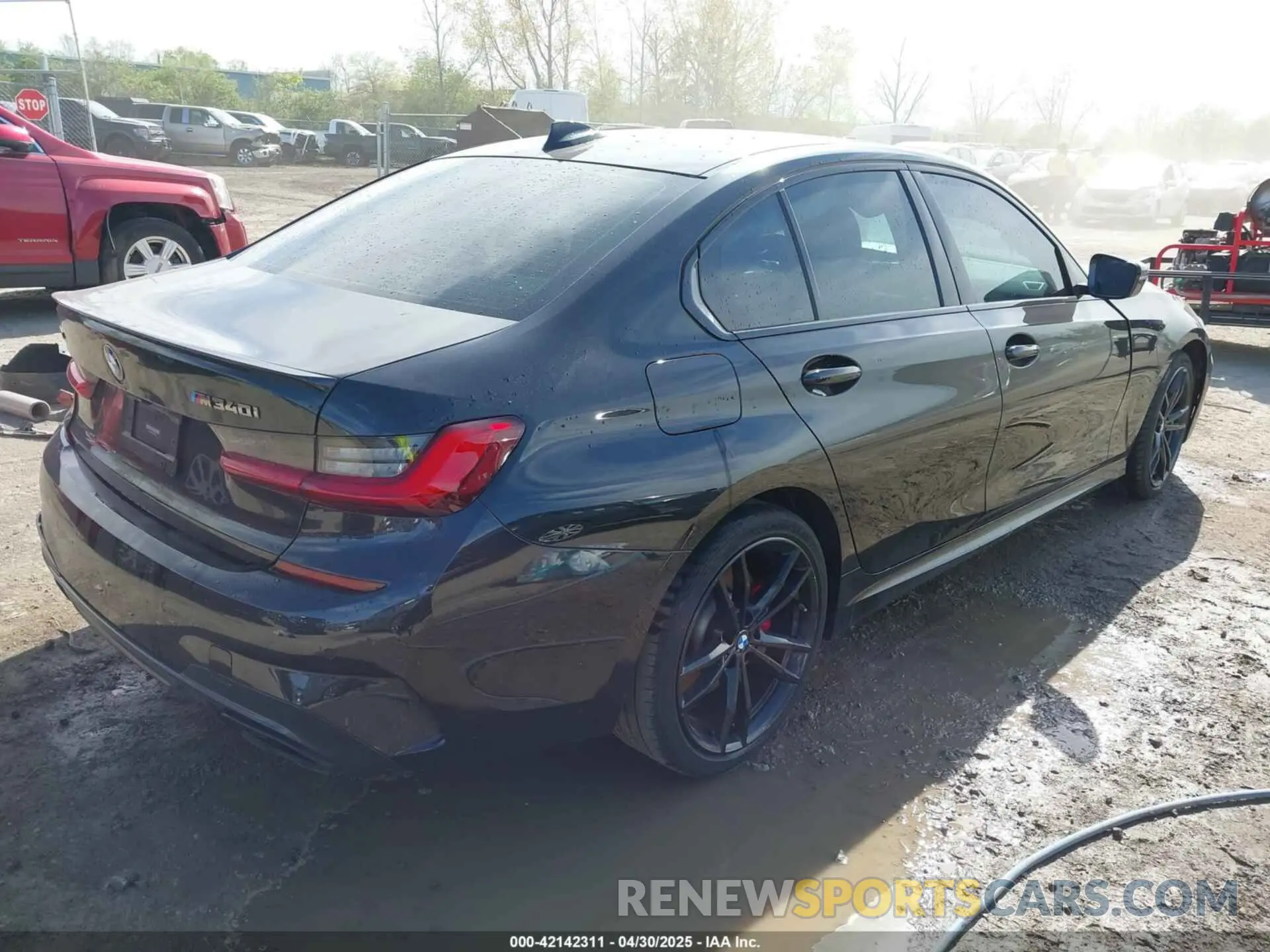 4 Фотография поврежденного автомобиля 3MW5U9J06M8C00189 BMW 3 SERIES 2021