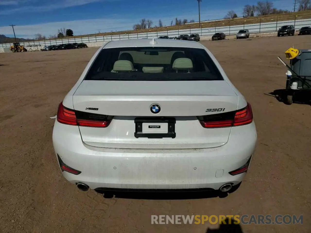 6 Фотография поврежденного автомобиля WBA5R7C01MFK13622 BMW 3 SERIES 2021