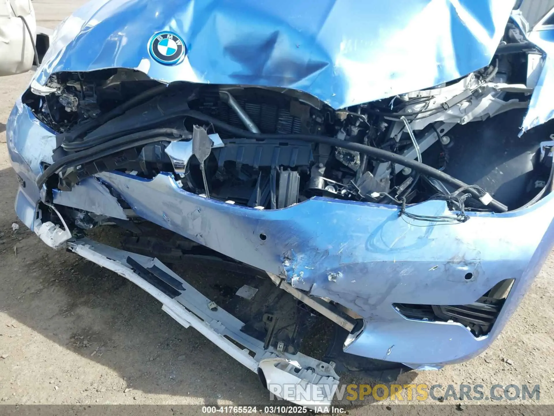 18 Фотография поврежденного автомобиля 3MW5P7J01N8C37289 BMW 3 SERIES 2022