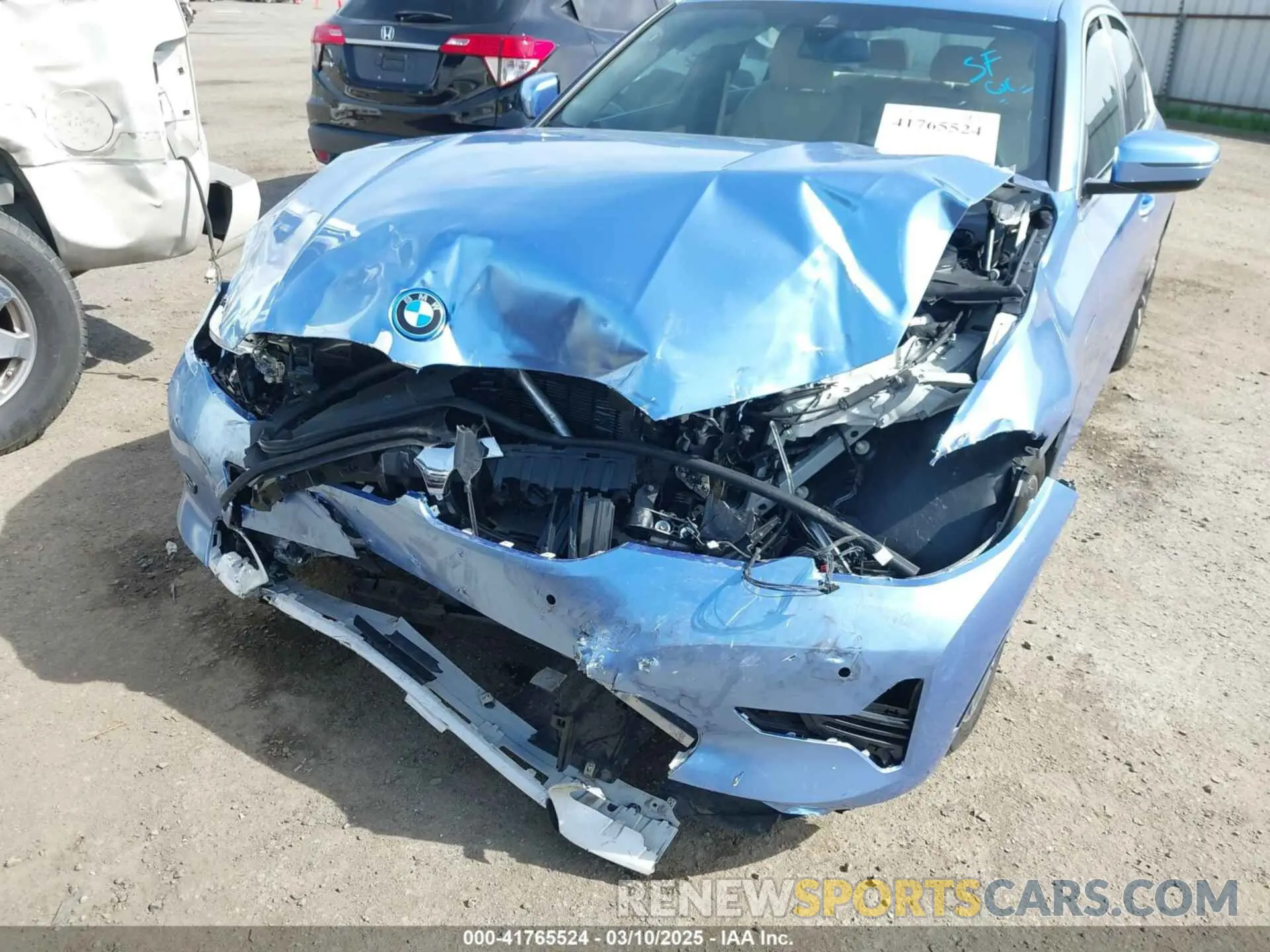 6 Фотография поврежденного автомобиля 3MW5P7J01N8C37289 BMW 3 SERIES 2022