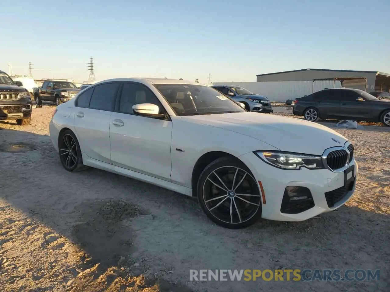 4 Фотография поврежденного автомобиля 3MW5P7J05N8C64284 BMW 3 SERIES 2022