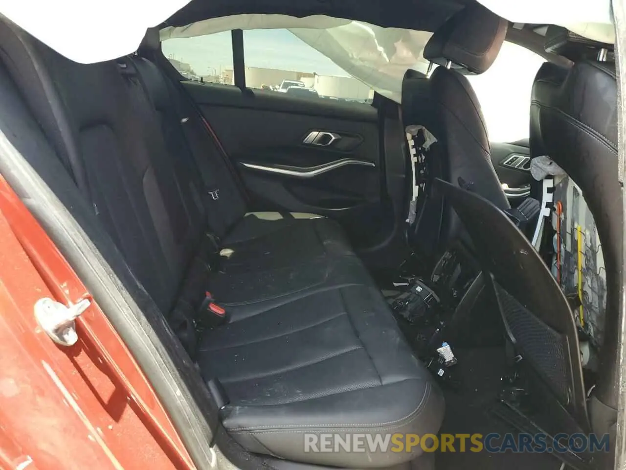 10 Фотография поврежденного автомобиля 3MW5R1J02N8C29094 BMW 3 SERIES 2022