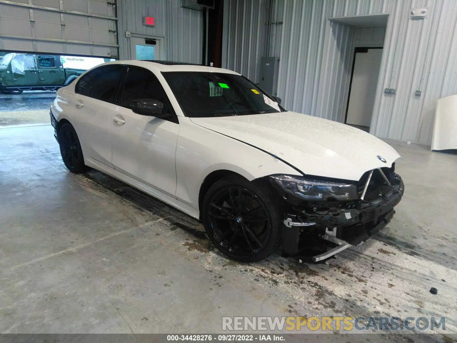 1 Фотография поврежденного автомобиля 3MW5R1J04N8C30358 BMW 3 SERIES 2022