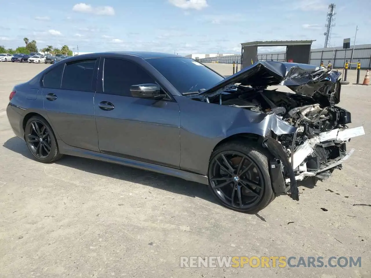 4 Photograph of a damaged car 3MW5R1J04N8C70617 BMW 3 SERIES 2022