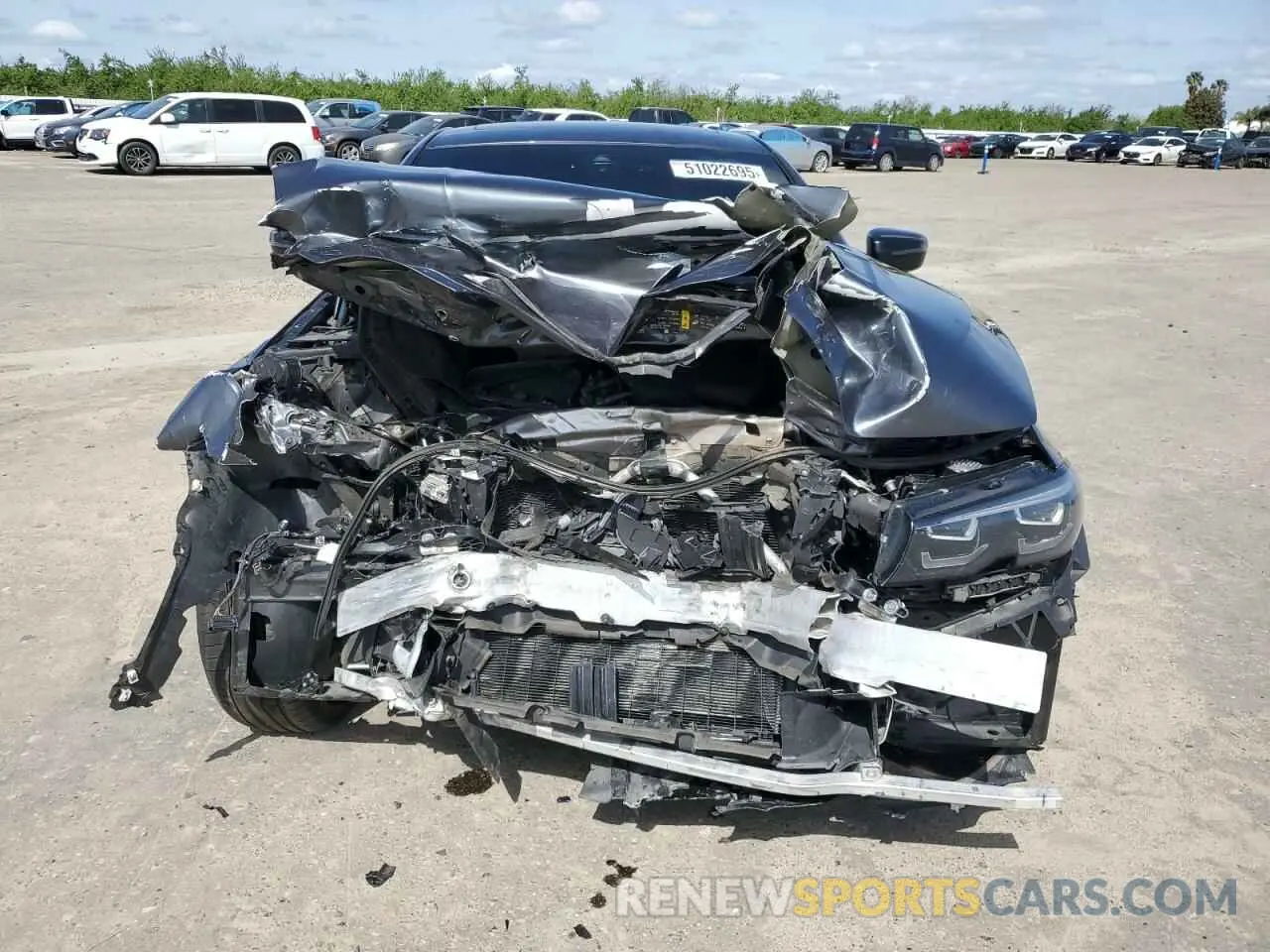 5 Photograph of a damaged car 3MW5R1J04N8C70617 BMW 3 SERIES 2022