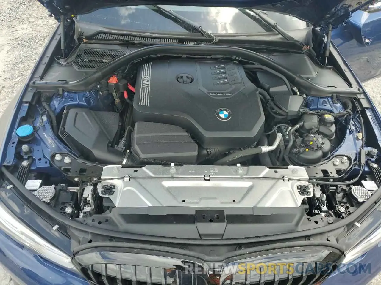 11 Photograph of a damaged car 3MW5R1J05N8C24178 BMW 3 SERIES 2022