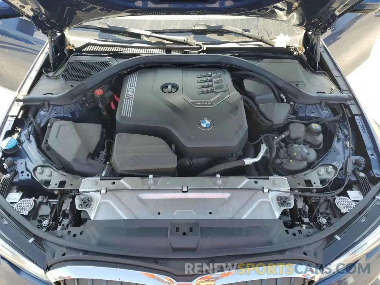 11 Фотография поврежденного автомобиля 3MW5R1J06N8C64186 BMW 3 SERIES 2022
