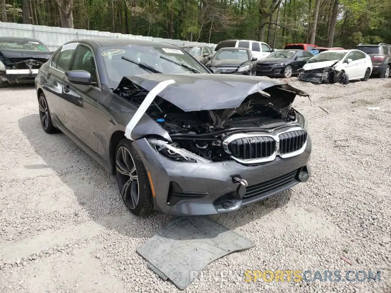 1 Photograph of a damaged car 3MW5R1J0XN8C32213 BMW 3 SERIES 2022