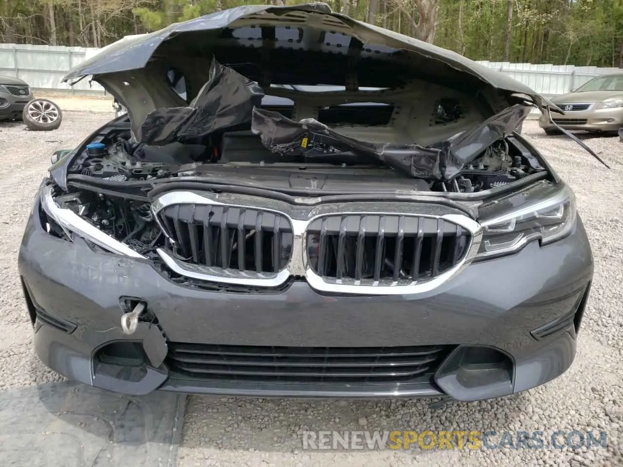 9 Photograph of a damaged car 3MW5R1J0XN8C32213 BMW 3 SERIES 2022