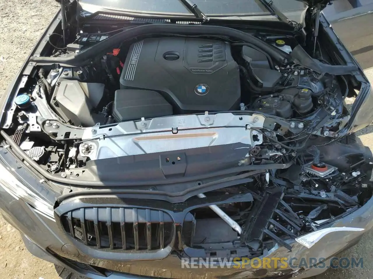 11 Фотография поврежденного автомобиля 3MW5R7J04N8C34395 BMW 3 SERIES 2022