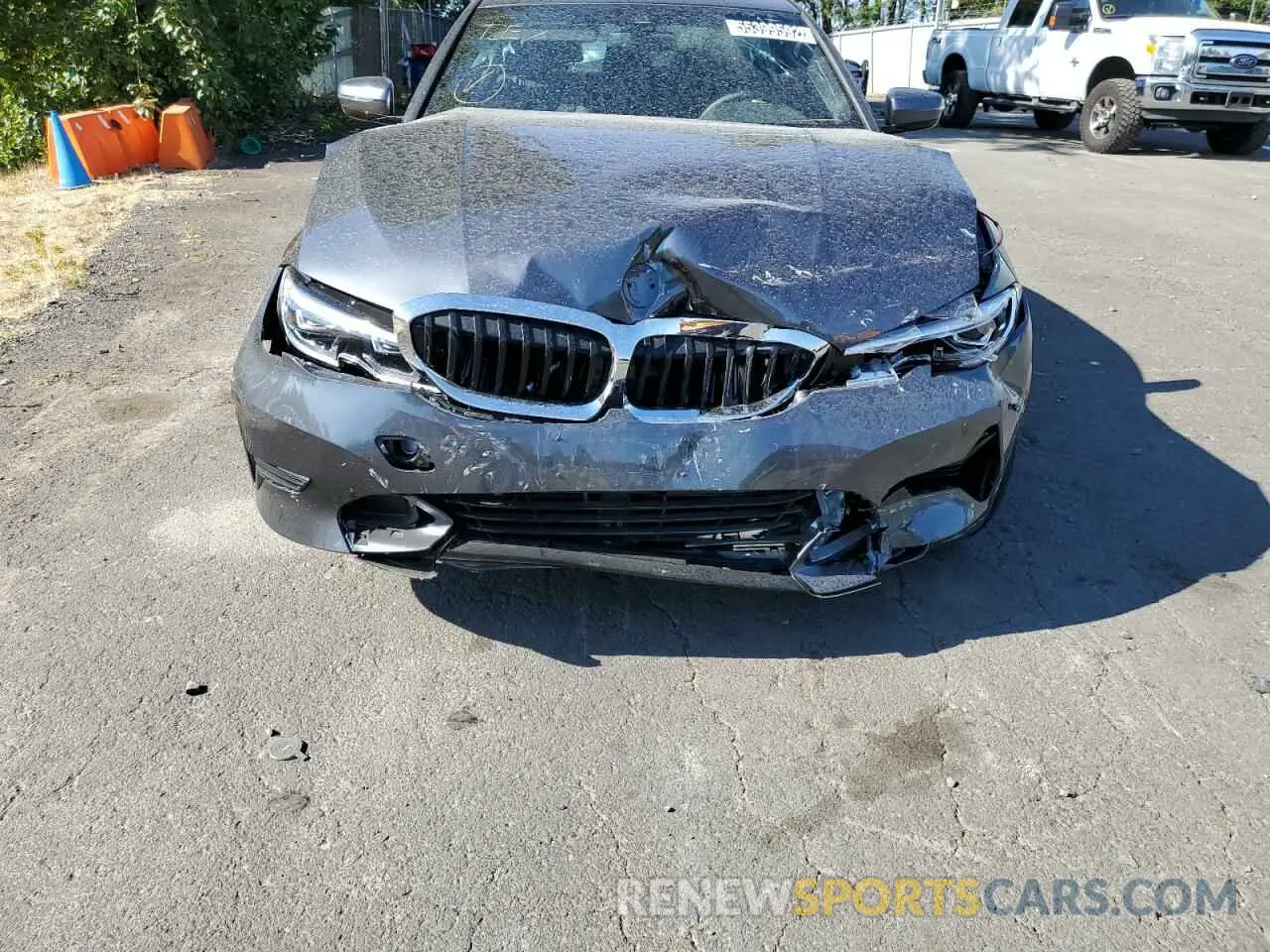 9 Фотография поврежденного автомобиля 3MW5R7J0XN8C62685 BMW 3 SERIES 2022