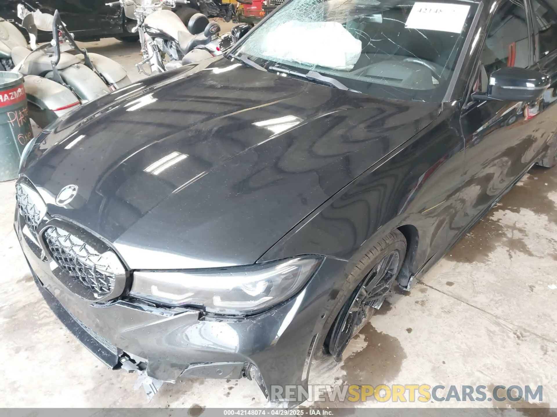6 Photograph of a damaged car 3MW5U9J02N8C62190 BMW 3 SERIES 2022