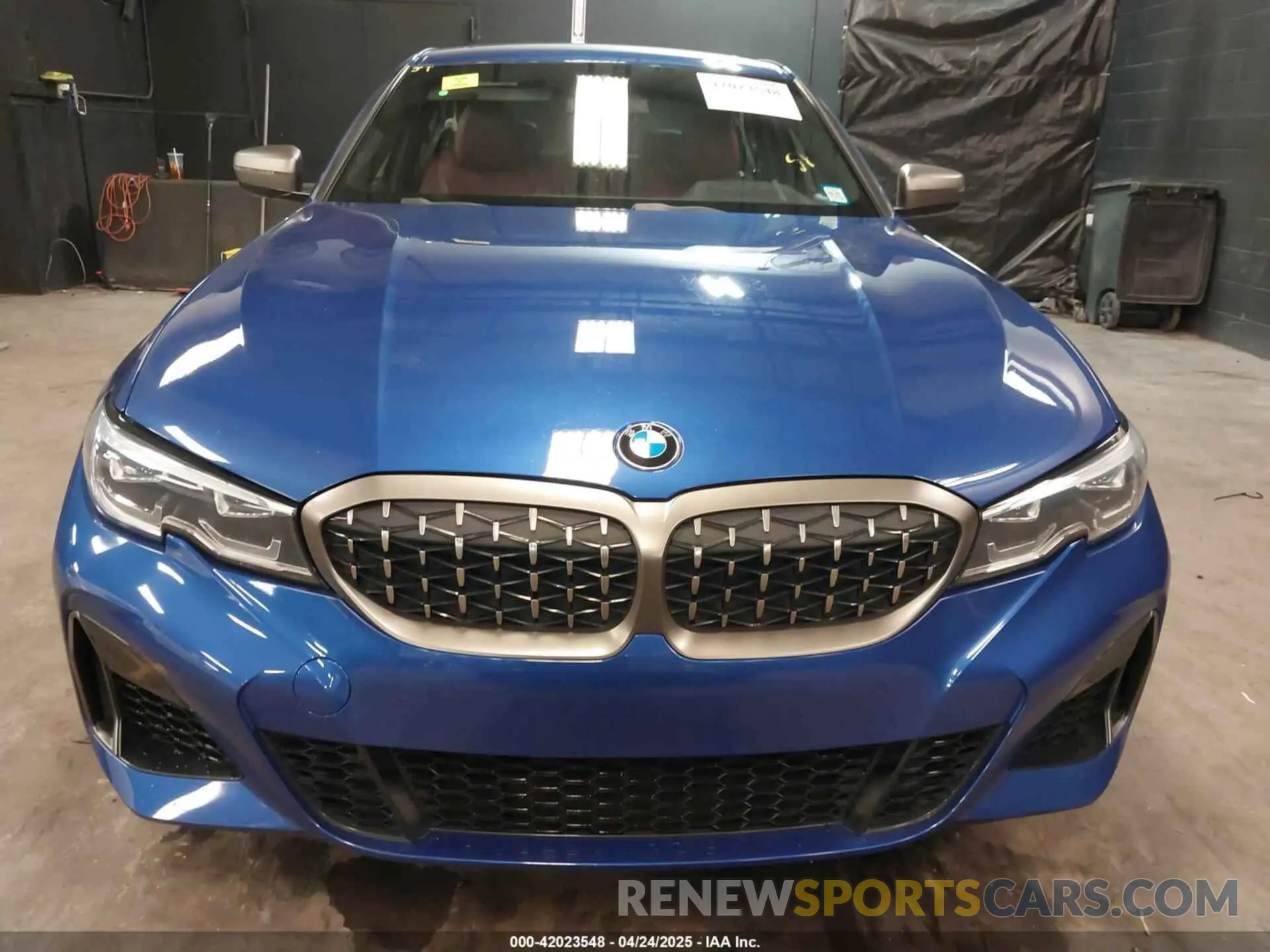 12 Photograph of a damaged car 3MW5U9J04N8C25013 BMW 3 SERIES 2022