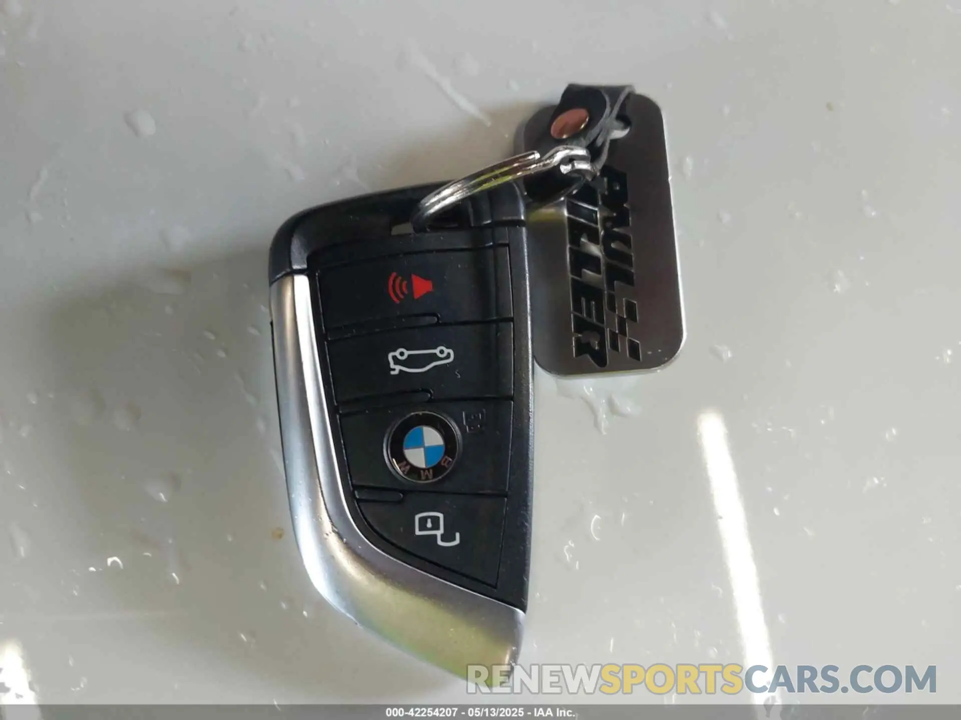 11 Фотография поврежденного автомобиля 3MW5U9J04N8C31684 BMW 3 SERIES 2022