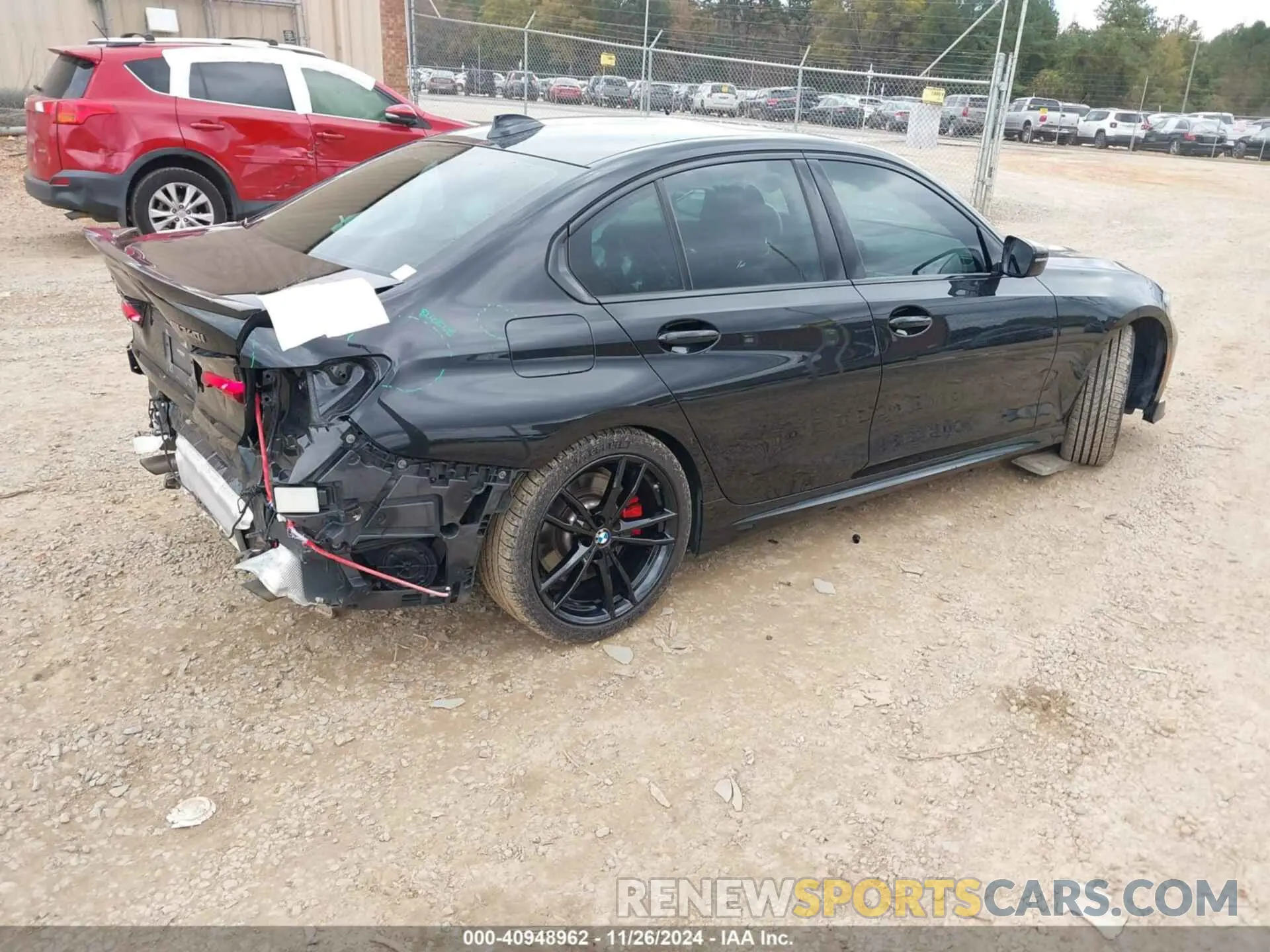 4 Photograph of a damaged car 3MW5U9J06N8C59566 BMW 3 SERIES 2022