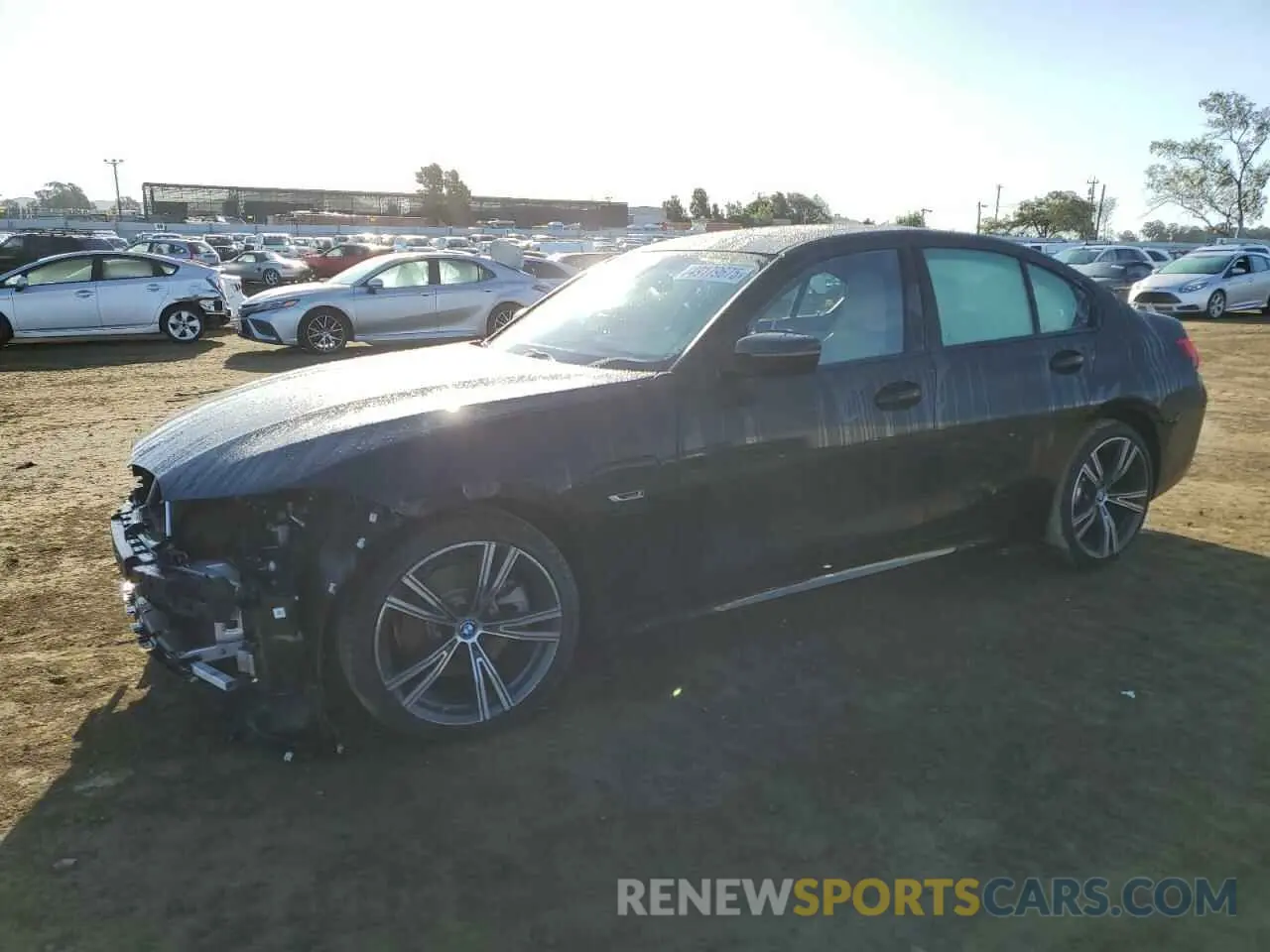 1 Фотография поврежденного автомобиля 3MW39FF01P8D02035 BMW 3 SERIES 2023