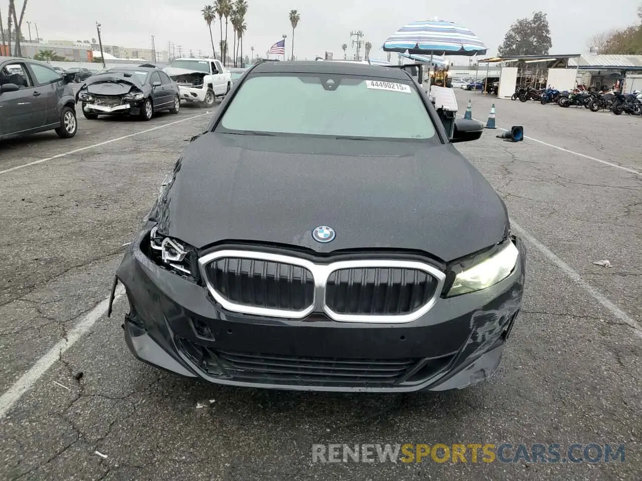 5 Фотография поврежденного автомобиля 3MW39FF01P8D05937 BMW 3 SERIES 2023
