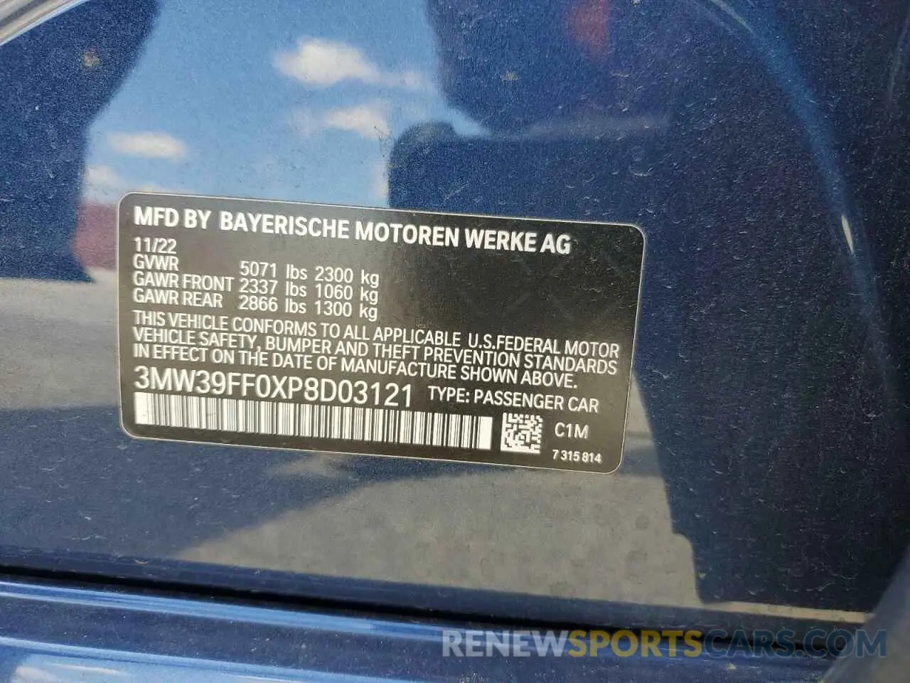 13 Фотография поврежденного автомобиля 3MW39FF0XP8D03121 BMW 3 SERIES 2023