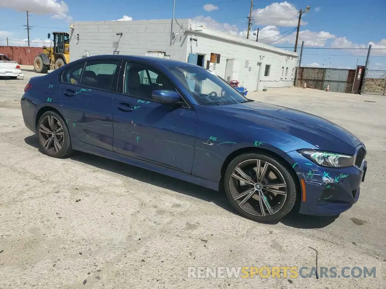 4 Фотография поврежденного автомобиля 3MW39FF0XP8D03121 BMW 3 SERIES 2023
