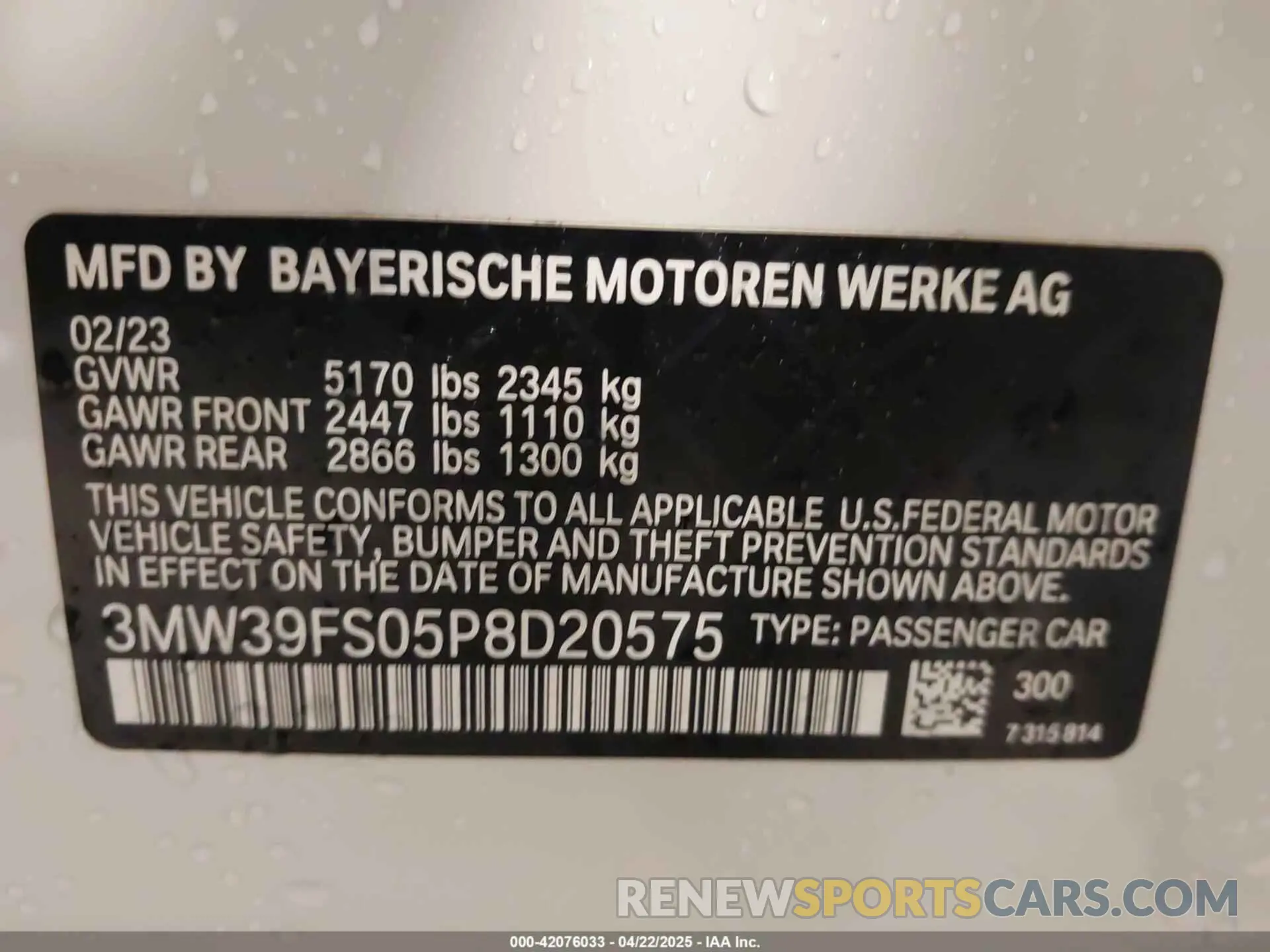9 Photograph of a damaged car 3MW39FS05P8D20575 BMW 3 SERIES 2023