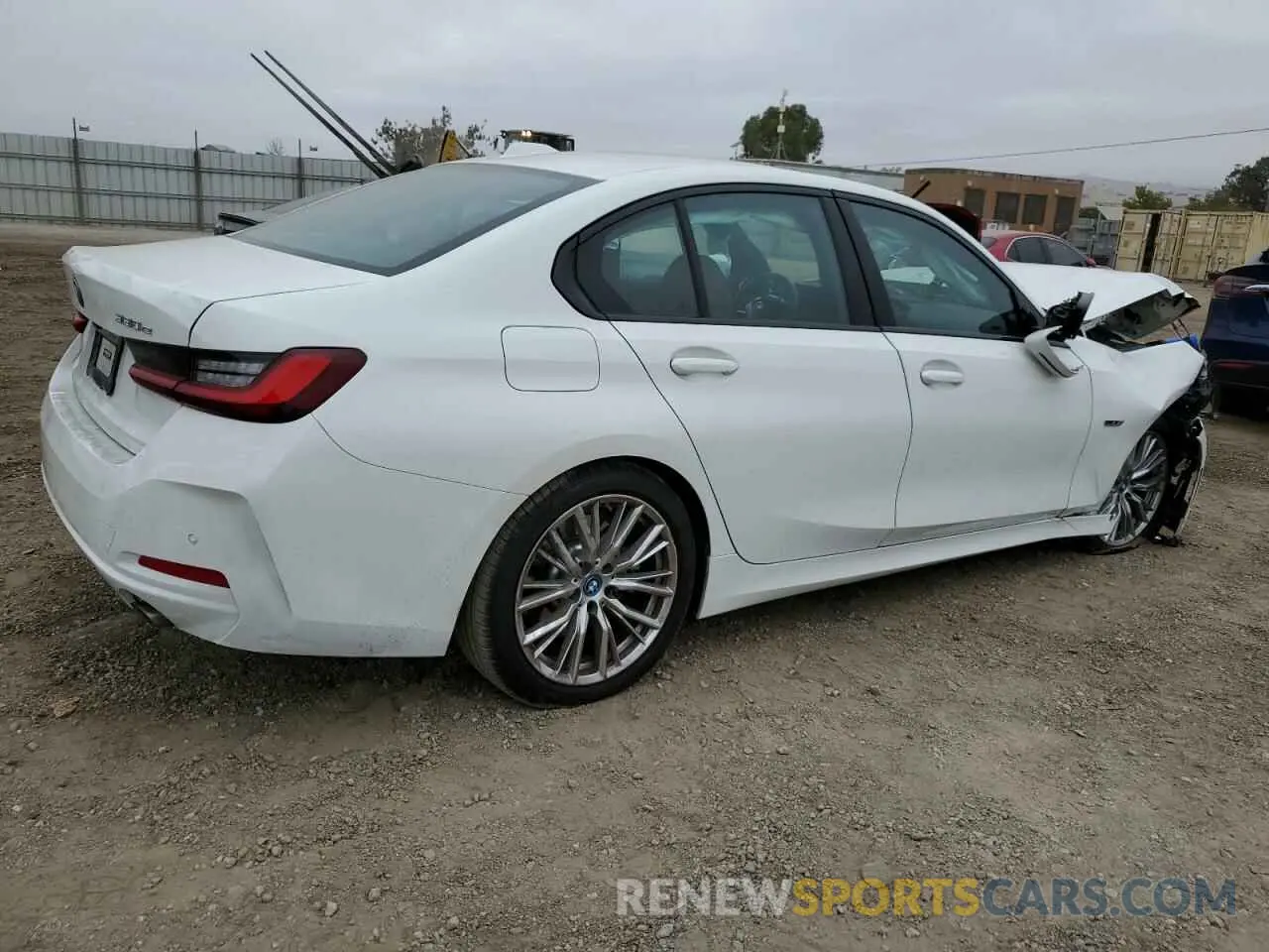 3 Фотография поврежденного автомобиля 3MW39FS07P8D25745 BMW 3 SERIES 2023