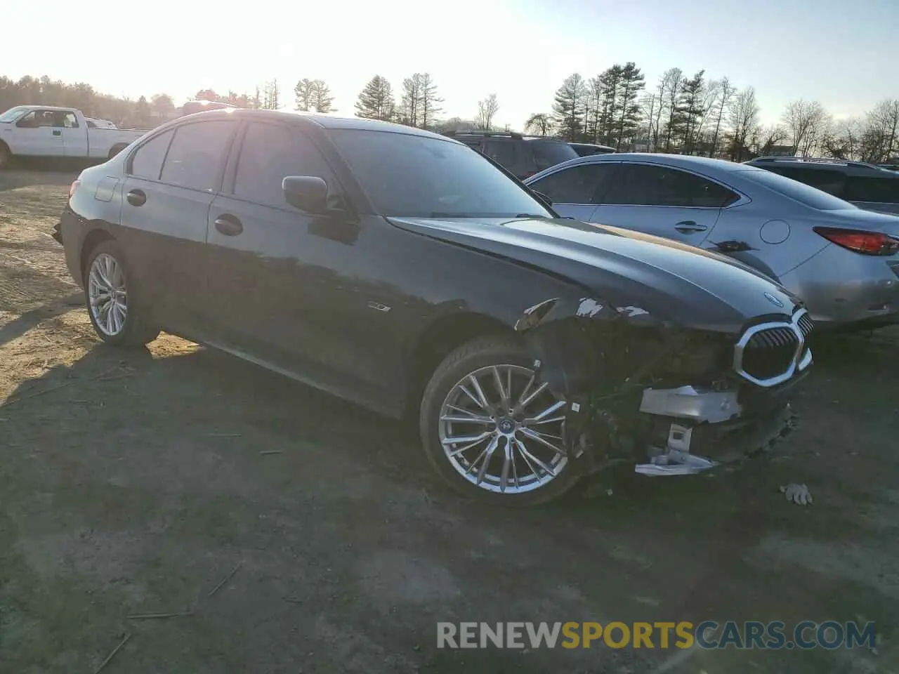 4 Фотография поврежденного автомобиля 3MW39FS09P8D11748 BMW 3 SERIES 2023