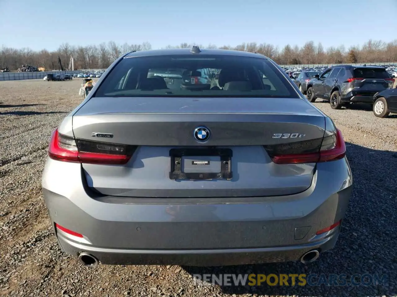 6 Photograph of a damaged car 3MW39FS0XP8C81322 BMW 3 SERIES 2023