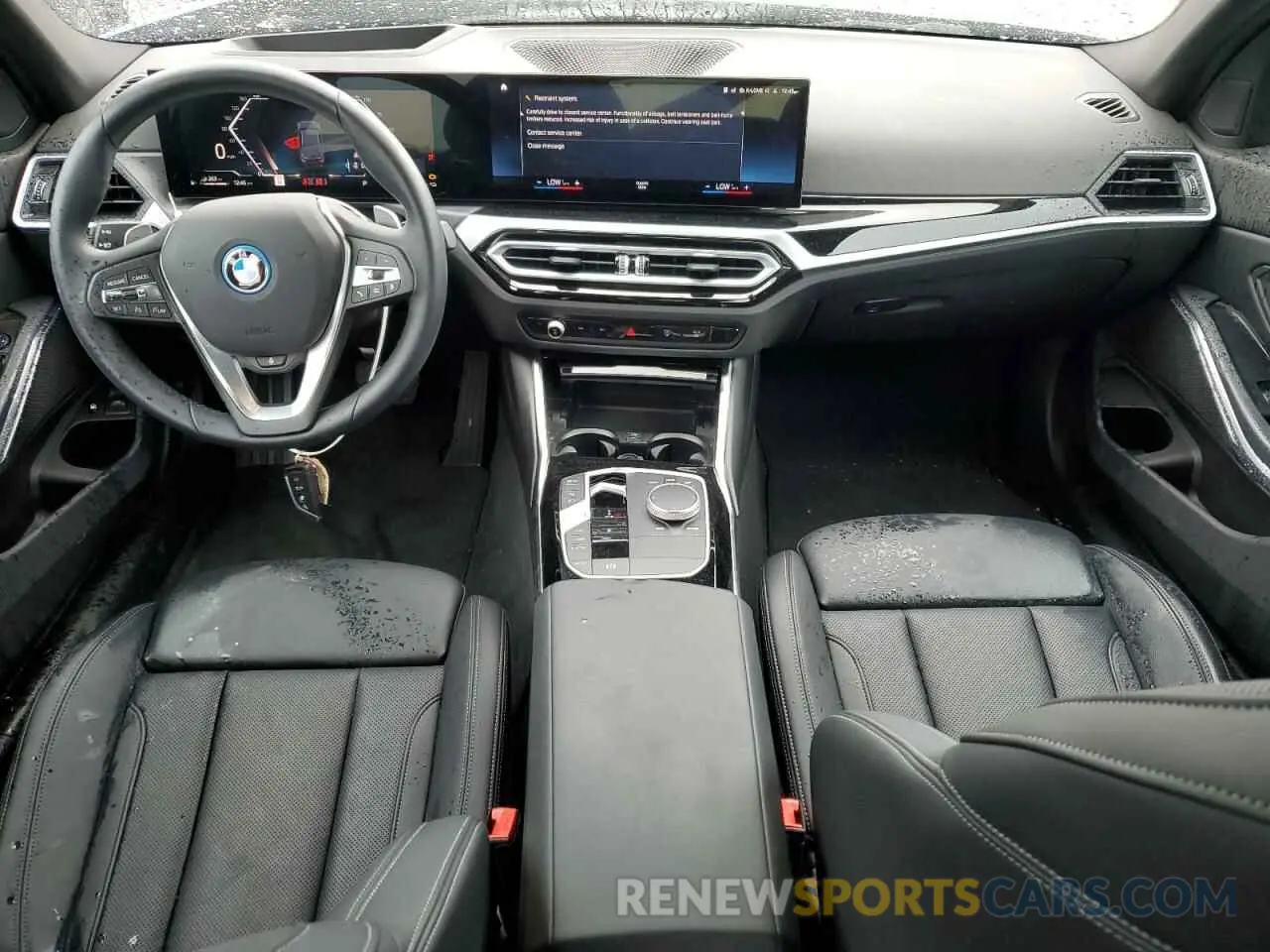 8 Фотография поврежденного автомобиля 3MW39FS0XP8D00628 BMW 3 SERIES 2023