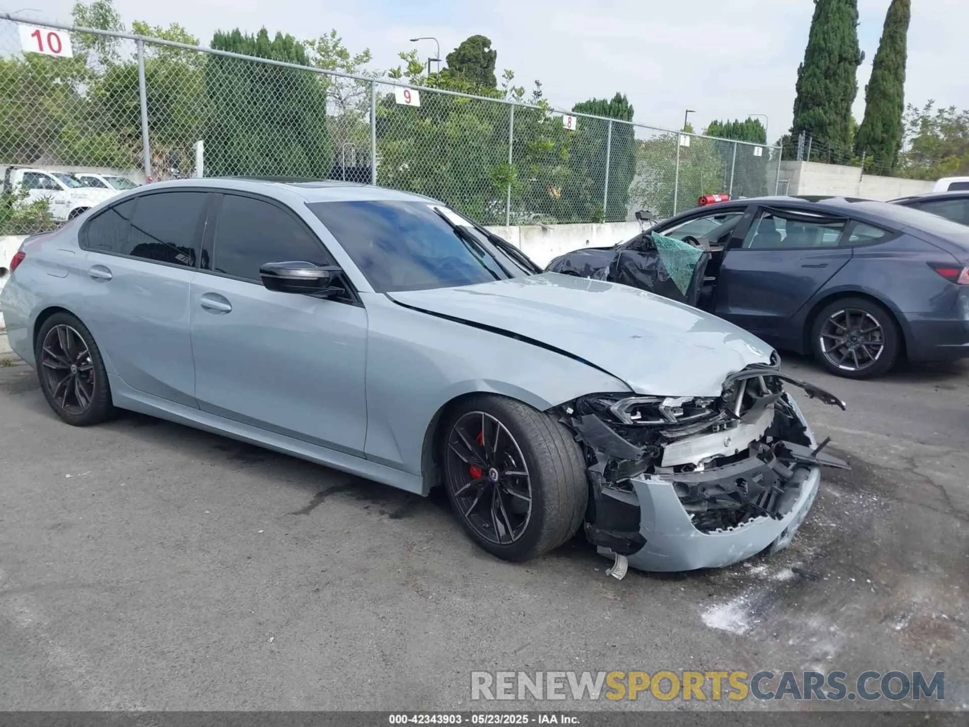 1 Фотография поврежденного автомобиля 3MW49FS02P8C98779 BMW 3 SERIES 2023