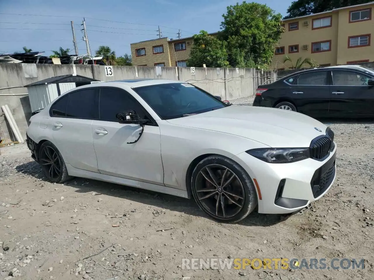 4 Фотография поврежденного автомобиля 3MW69FF03P8C91360 BMW 3 SERIES 2023