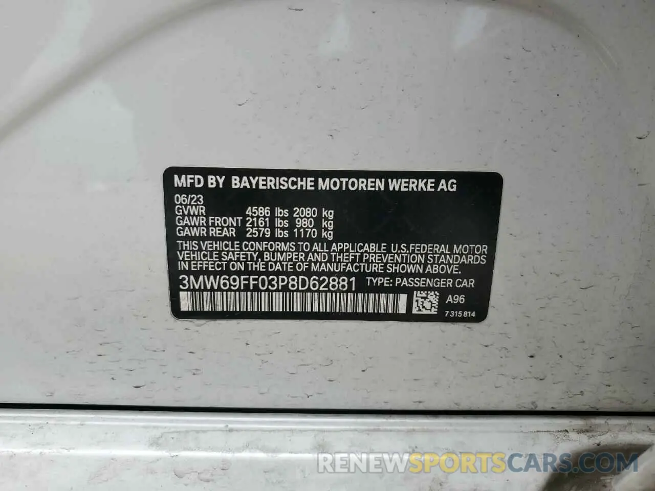 12 Photograph of a damaged car 3MW69FF03P8D62881 BMW 3 SERIES 2023