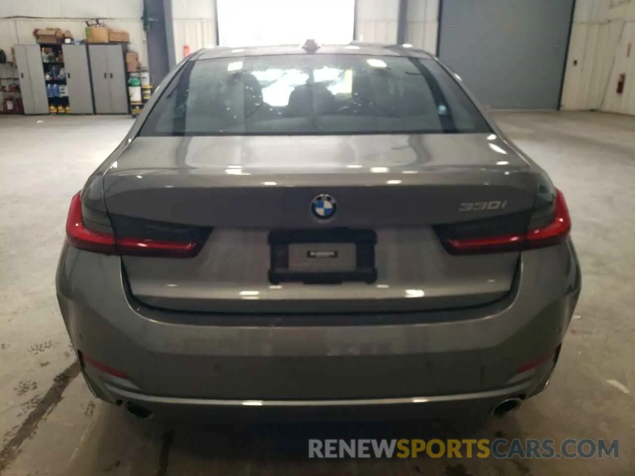 6 Фотография поврежденного автомобиля 3MW69FF07P8D31956 BMW 3 SERIES 2023