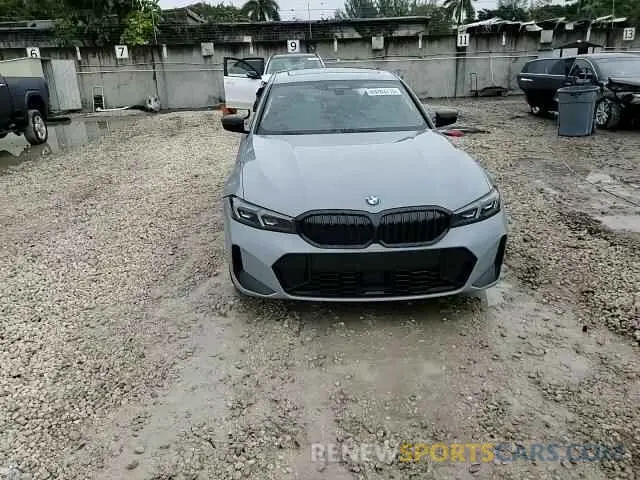 14 Фотография поврежденного автомобиля 3MW89FF04P8D31311 BMW 3 SERIES 2023