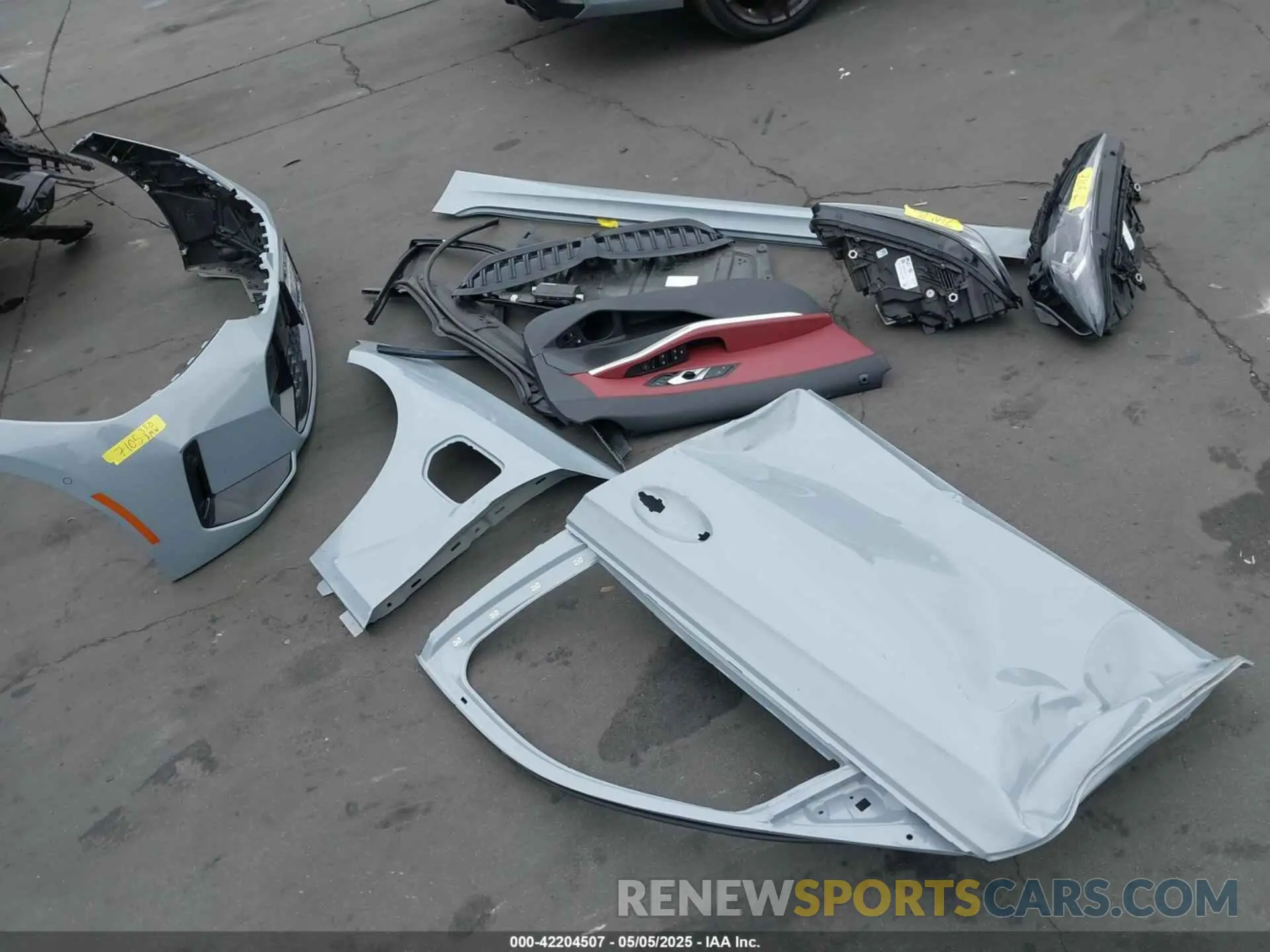 12 Фотография поврежденного автомобиля 3MW39FF06R8E82471 BMW 3 SERIES 2024
