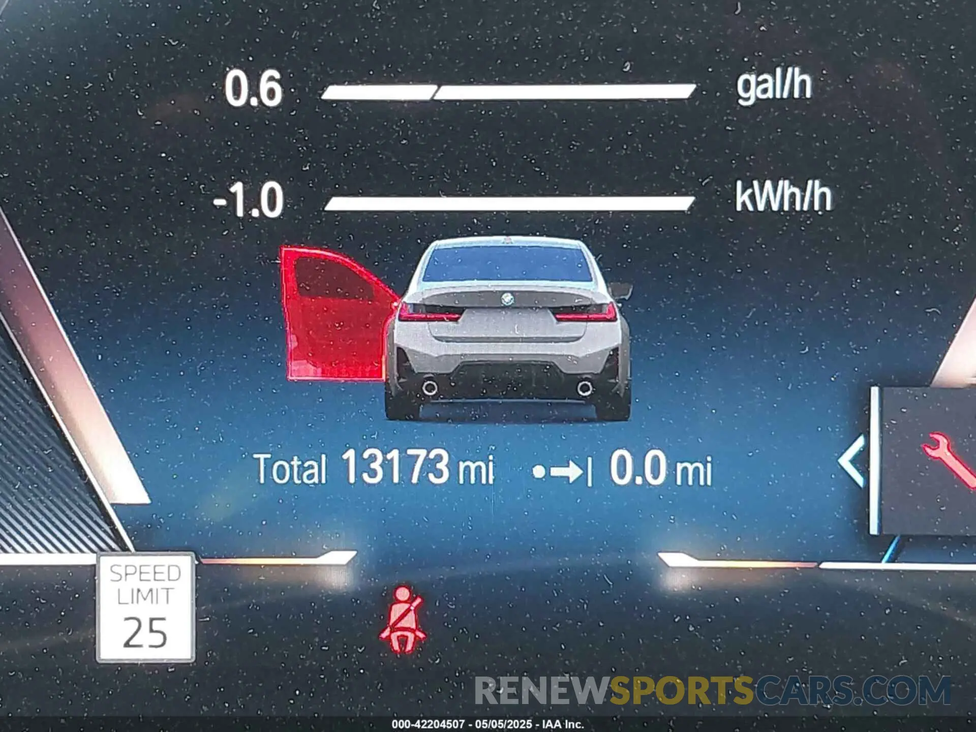 7 Фотография поврежденного автомобиля 3MW39FF06R8E82471 BMW 3 SERIES 2024