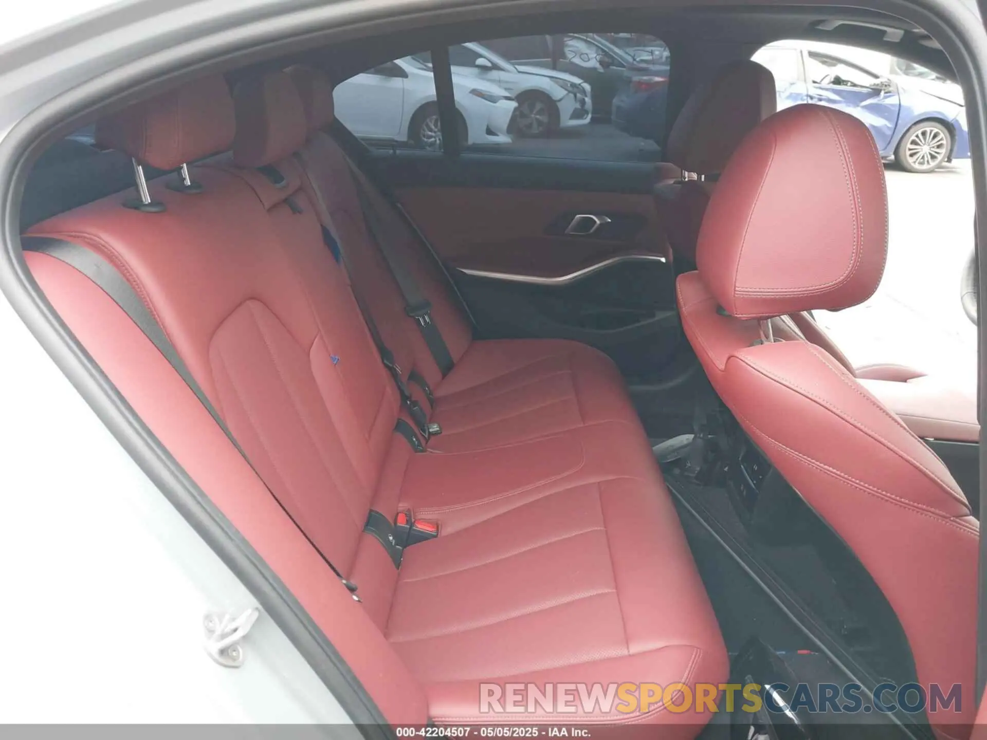 8 Фотография поврежденного автомобиля 3MW39FF06R8E82471 BMW 3 SERIES 2024